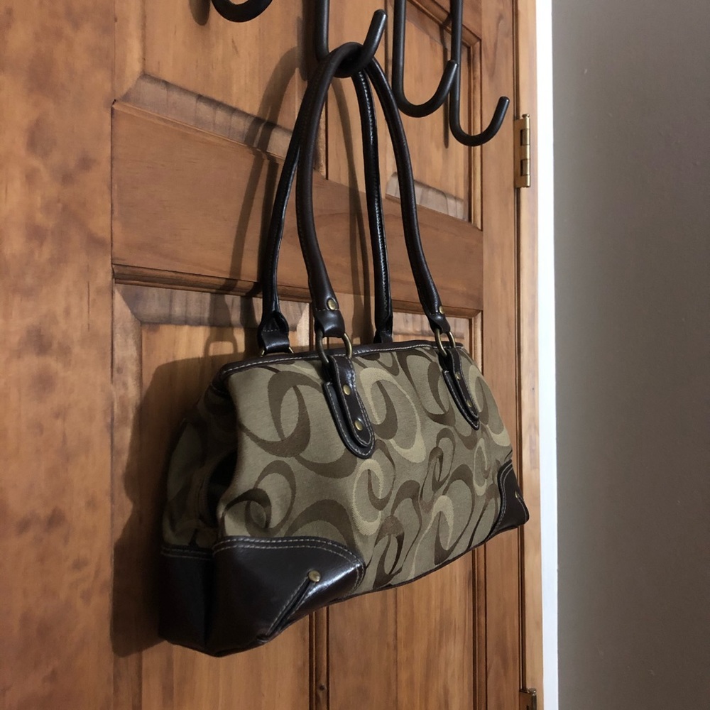 Purse - Picture 3 of 8